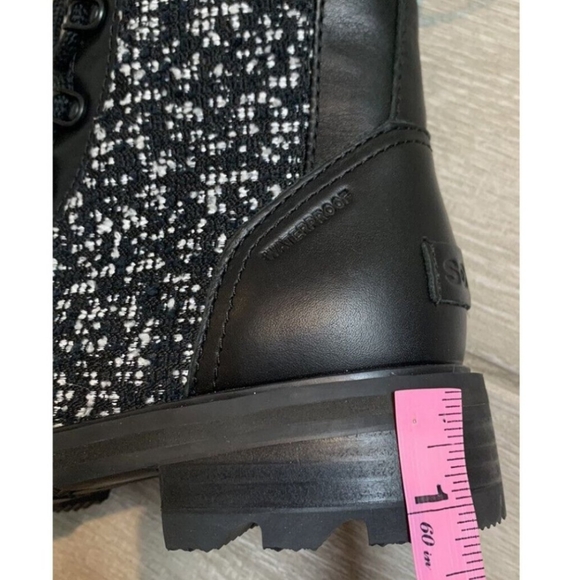 Sorel Lennox Cozy Boots - Picture 11 of 14